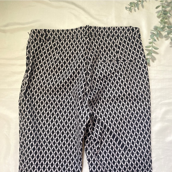 H&M Black and White Print Ankle Length Pants Side Zip Size 6 - Picture 4 of 8